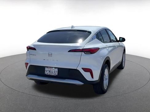 Used 2025 Buick Envista Preferred image 14