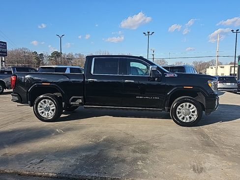 Used 2022 GMC Sierra 2500 Denali w/ Denali Ultimate Package image 2