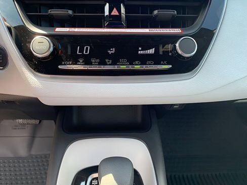 New 2026 Toyota Corolla SE image 21