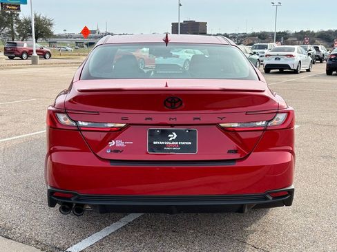 New 2026 Toyota Camry SE image 5