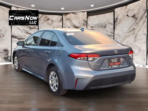 Used 2023 Toyota Corolla LE FWD image 4
