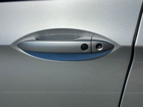 Used 2018 Honda Clarity Touring image 16