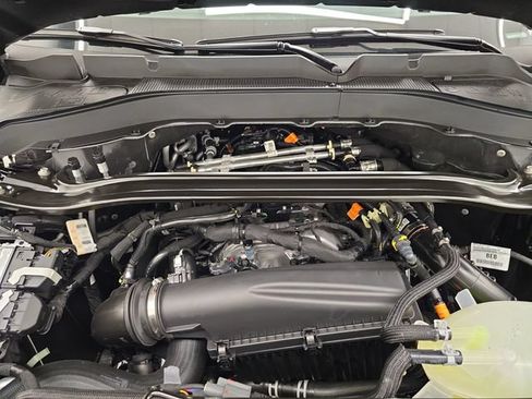 New 2026 Ford Explorer ST-Line w/ ST-Line Street Pack AWD/4WD image 45