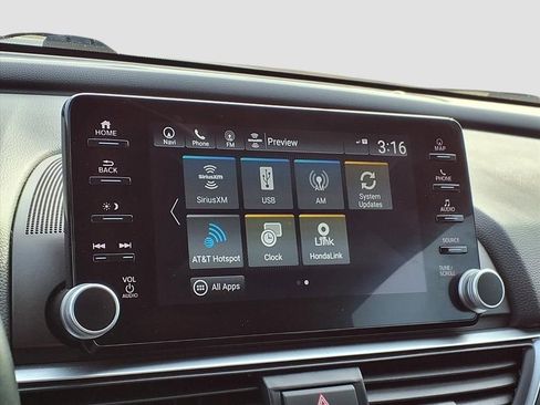 Used 2021 Honda Accord Touring image 12