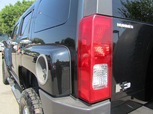 Used 2006 HUMMER H3 AWD/4WD image 10