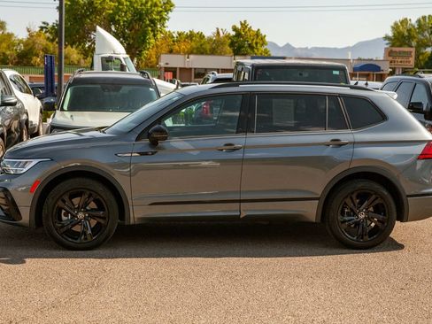 Used 2023 Volkswagen Tiguan SE R-Line FWD image 8