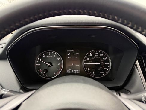 Used 2025 Subaru Outback Premium image 13