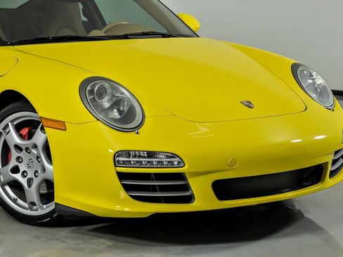 Used 2009 Porsche 911 Carrera 4S AWD/4WD image 3
