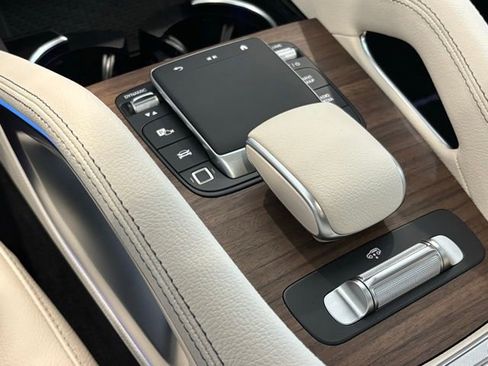 New 2026 Mercedes-Benz GLS 450 4MATIC image 19