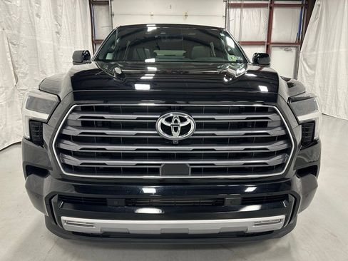 Used 2025 Toyota Sequoia Limited image 2
