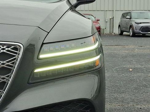 Used 2025 Genesis GV80 2.5T Standard image 9