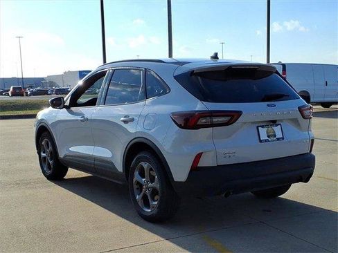 Used 2025 Ford Escape ST-Line Select image 3