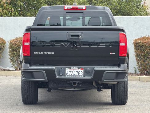 Used 2021 Chevrolet Colorado LT w/ LT Convenience Package RWD image 8