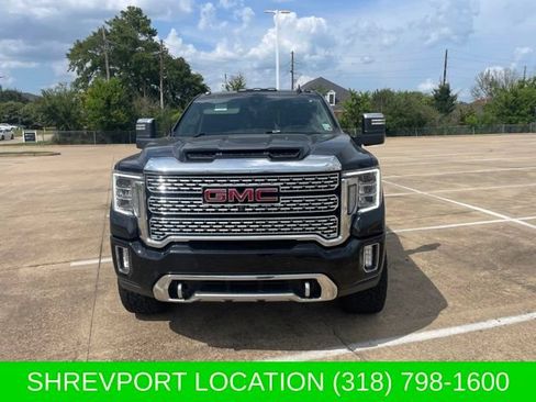 Used 2022 GMC Sierra 2500 Denali w/ Denali Black Diamond Edition AWD/4WD image 1