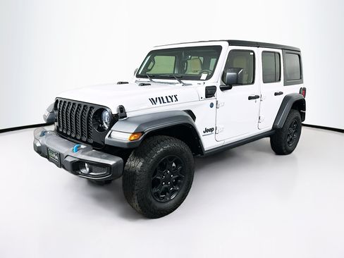Used 2023 Jeep Wrangler Unlimited w/ 8.4" Radio Group AWD/4WD image 3