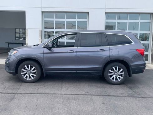 Used 2021 Honda Pilot EX image 3