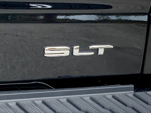 Used 2020 GMC Sierra 1500 SLT image 9