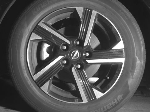 Used 2025 Nissan Sentra SV image 12