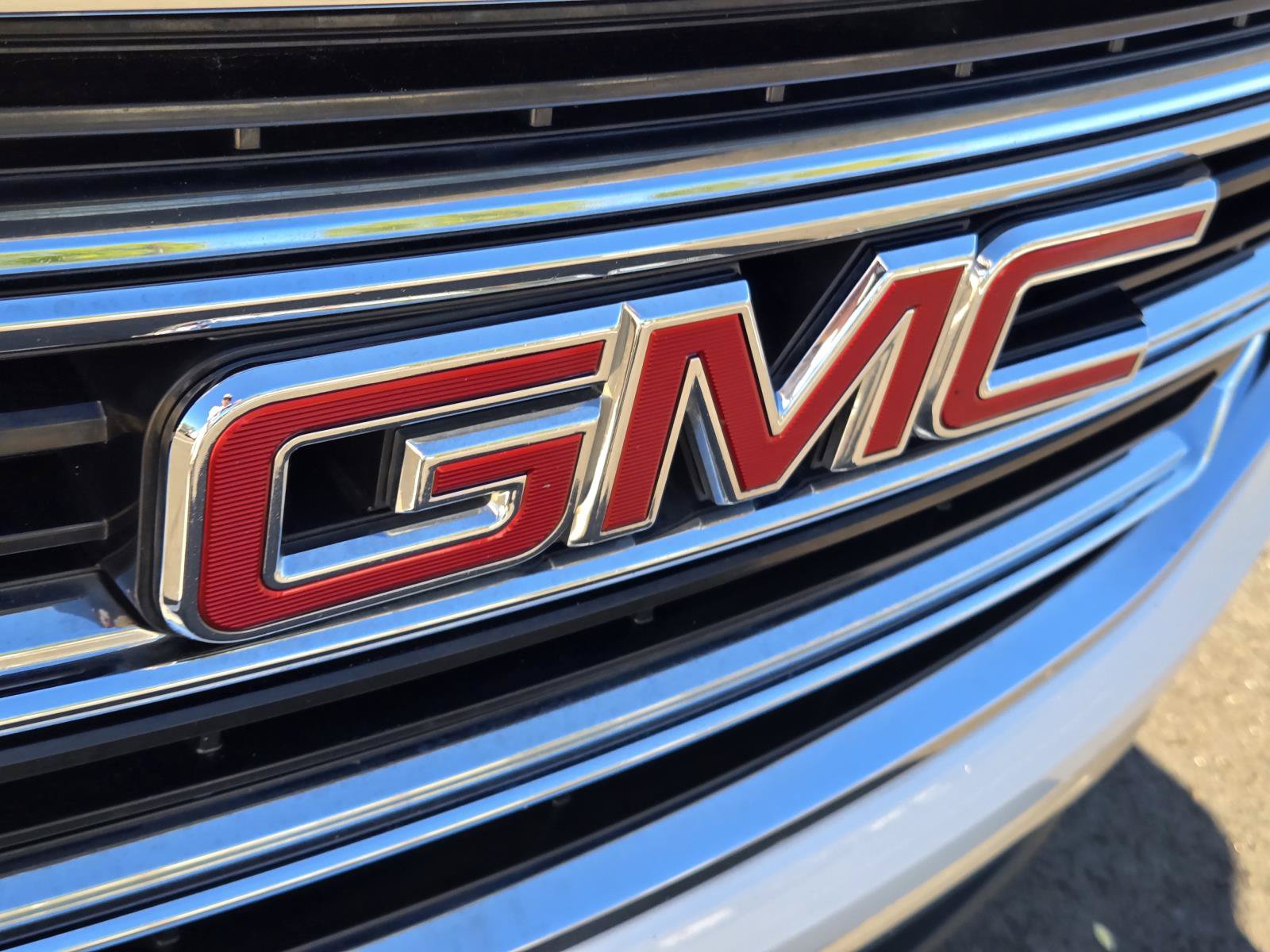 Used 2019 GMC Terrain SLT w/ Preferred Package FWD image 5