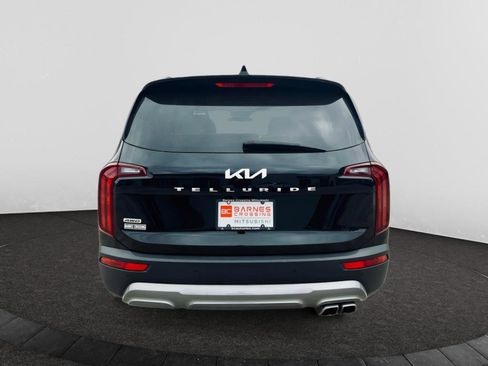Used 2022 Kia Telluride S image 6