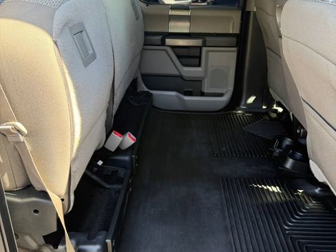 Used 2017 Ford F150 XLT w/ Equipment Group 301A Mid AWD/4WD image 18
