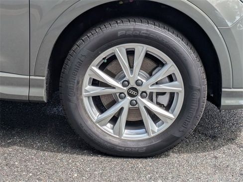 Used 2025 Audi Q3 2.0T Premium w/ Convenience Package image 8