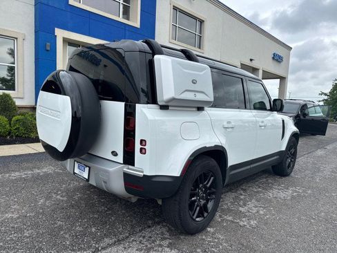 Used 2023 Land Rover Defender 110 S AWD/4WD image 18