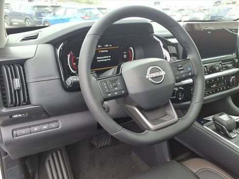New 2026 Nissan Pathfinder Platinum AWD/4WD image 16