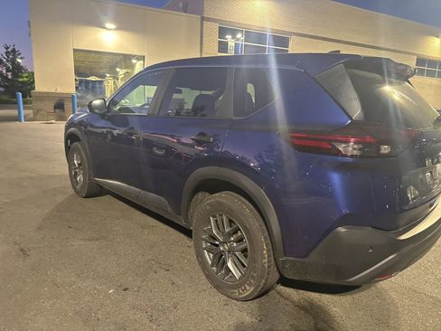 Used 2023 Nissan Rogue S FWD image 19
