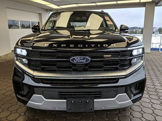 Used 2025 Ford Expedition Max Platinum video 2
