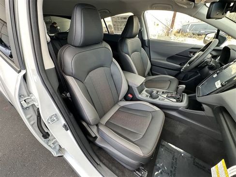 New 2025 Subaru Crosstrek 2.5i Limited w/ Crosstrek Mirror Package image 14