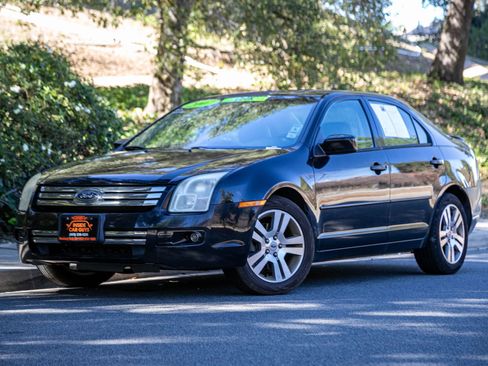 Used 2007 Ford Fusion SE FWD image 1