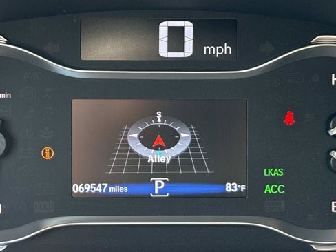 Used 2018 Honda Pilot Touring image 22