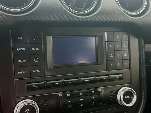 Used 2017 Ford Mustang Coupe image 17