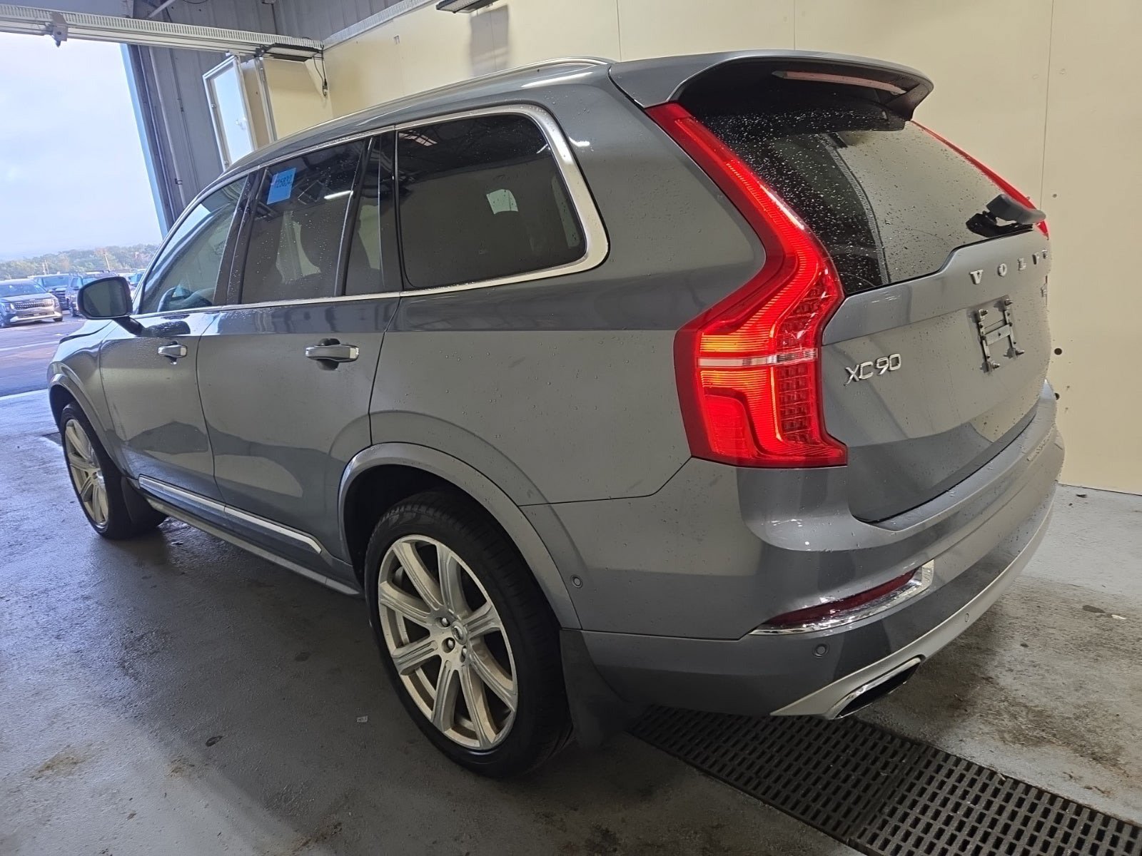 Used 2019 Volvo XC90 T6 Inscription w/ Luxury Package AWD/4WD image 4