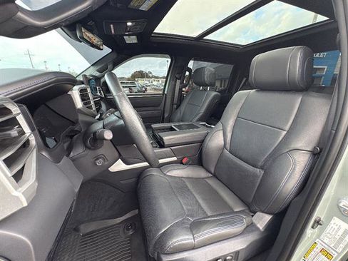 Used 2024 Toyota Tundra Platinum image 13