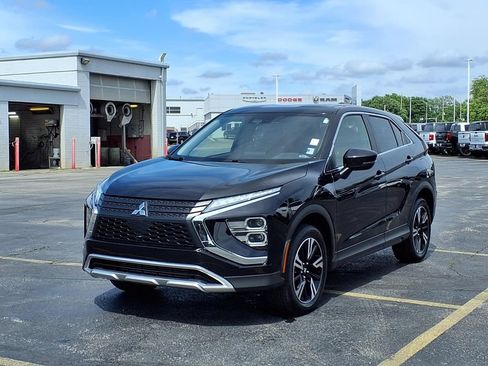 Used 2024 Mitsubishi Eclipse Cross AWD image 2