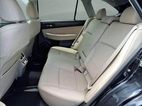 Used 2019 Subaru Outback 2.5i Limited w/ Popular Package #2 AWD/4WD image 19