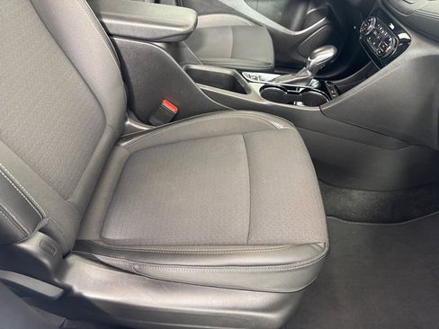 Used 2021 Buick Encore GX Select image 24