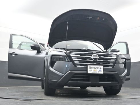 Certified 2025 Nissan Rogue S image 39