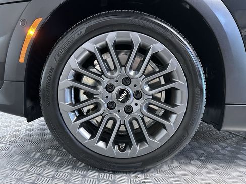 Certified 2025 MINI Cooper S image 25