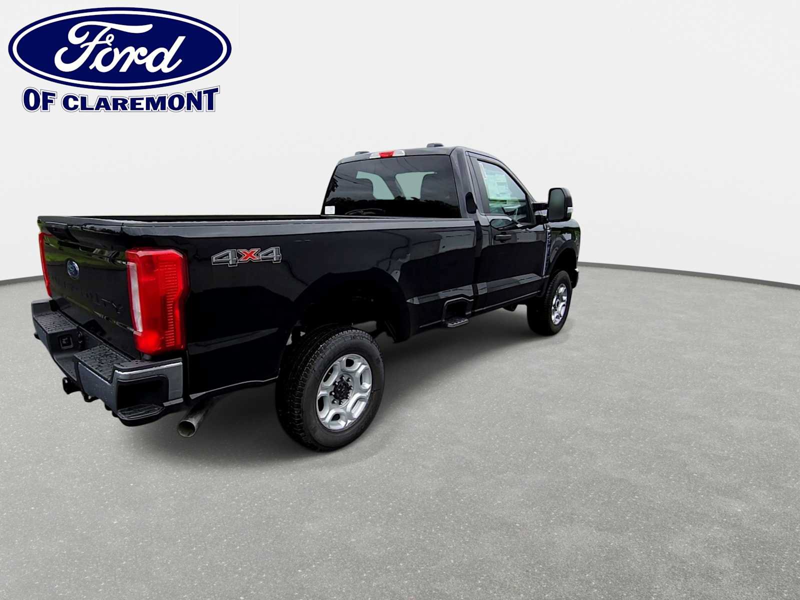 New 2026 Ford F250 XLT w/ Snow Plow Prep Package AWD/4WD image 8