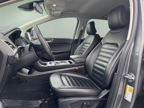 Used 2022 Ford Edge SEL w/ Convenience Package image 13