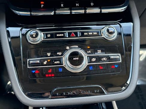 Used 2022 Lincoln Corsair Reserve w/ Equipment Group 201A image 36