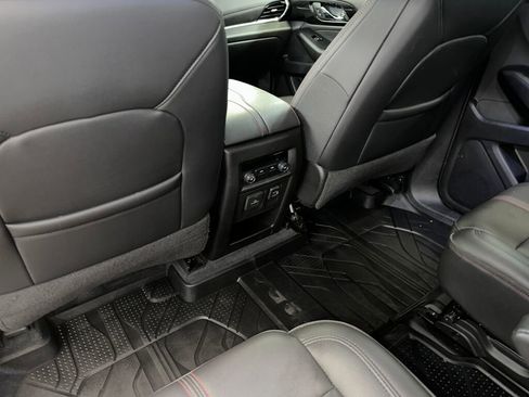 Certified 2022 Chevrolet Traverse RS w/ LPO, Floor Liner Package image 22