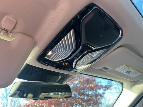 Used 2019 BMW X7 xDrive50i w/ Premium Package image 22