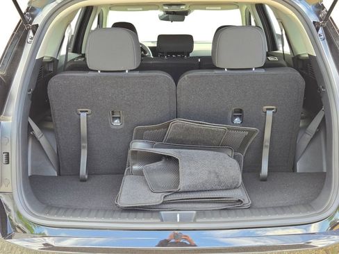 New 2026 Kia Sorento LX FWD image 13