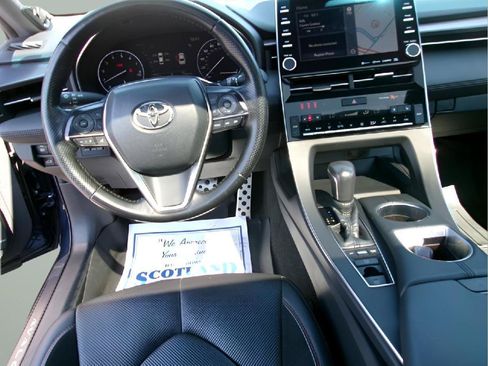 Used 2020 Toyota Avalon Touring w/ All Weather Liner Package FWD image 11