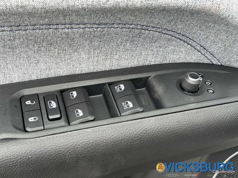 New 2026 Jeep Compass Latitude image 14