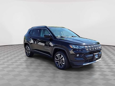 Used 2022 Jeep Compass Limited image 2